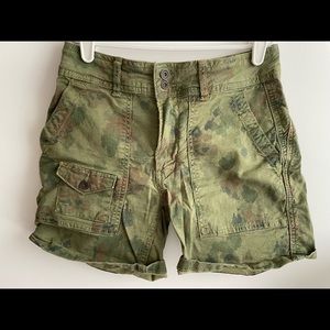 Anthropologie Camo Shorts - Size 25